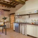 Villa Santa Illuminata 20, Emma