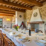 Villa Santa Illuminata 20, Emma