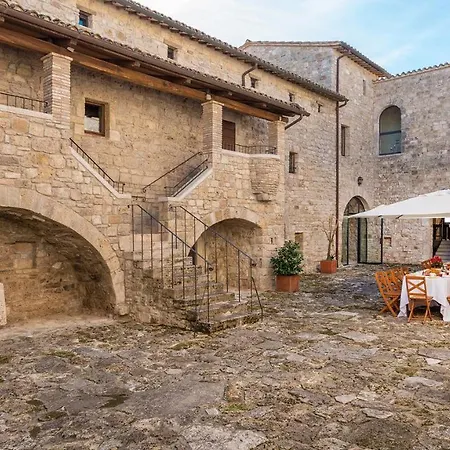 Santa Illuminata 20, Emma * Massa Martana