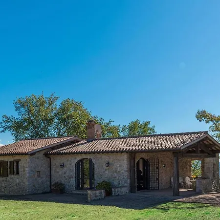 Villa Santa Illuminata 20, Emma *