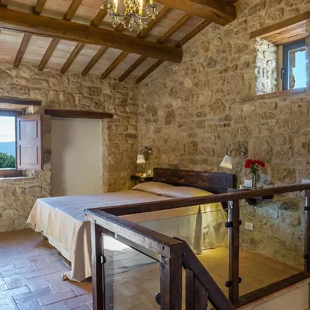 Villa Santa Illuminata 20, Emma Massa Martana