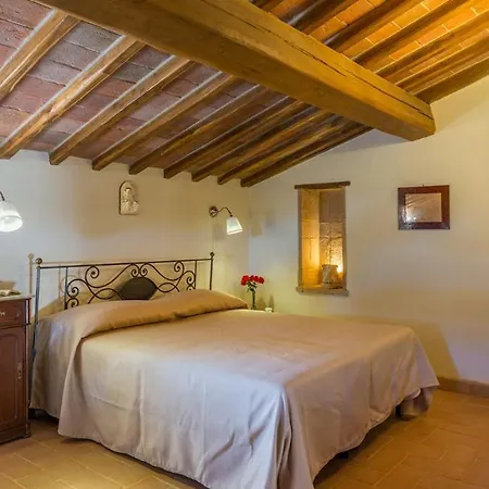 Villa Santa Illuminata 20, Emma