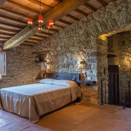Villa Santa Illuminata 20, Emma Massa Martana
