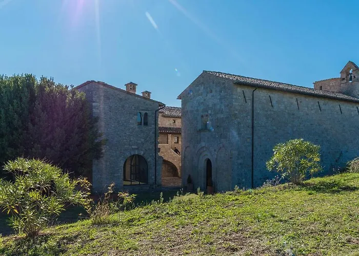 Santa Illuminata 20, Emma * Massa Martana