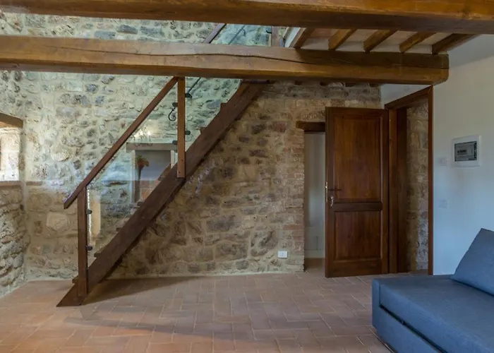 Villa Santa Illuminata 20, Emma