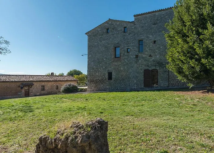 Santa Illuminata 20, Emma Villa *