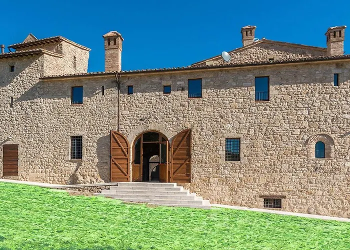 Santa Illuminata 20, Emma Villa