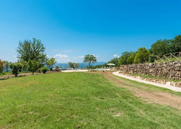 Santa Illuminata 20, Emma Massa Martana