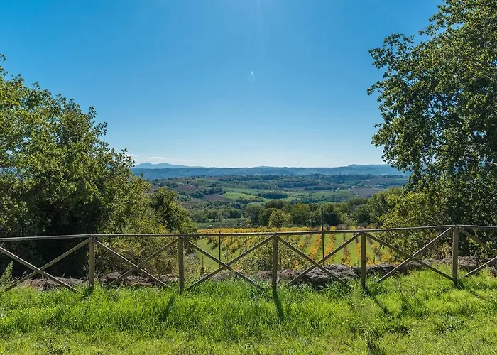 Santa Illuminata 20, Emma Villa