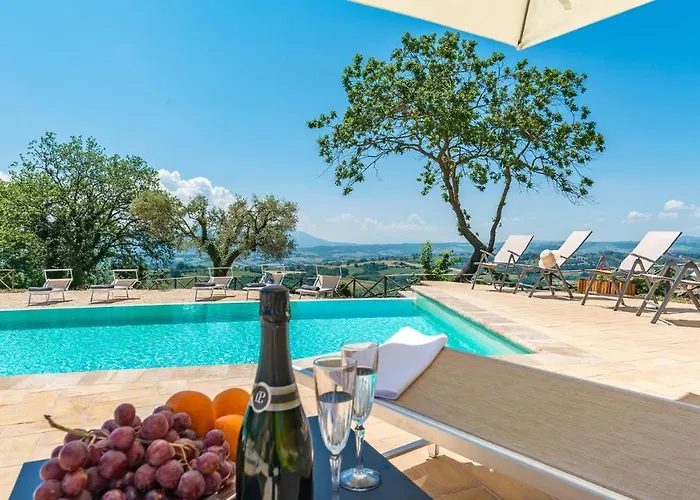 Villa Santa Illuminata 20, Emma *