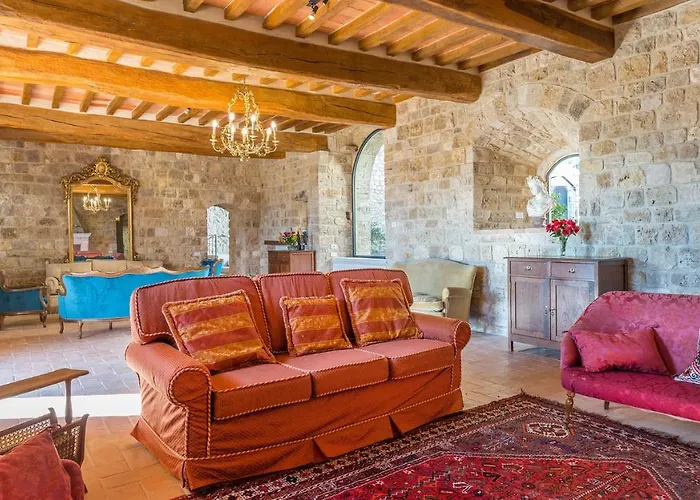 Villa Santa Illuminata 20, Emma *